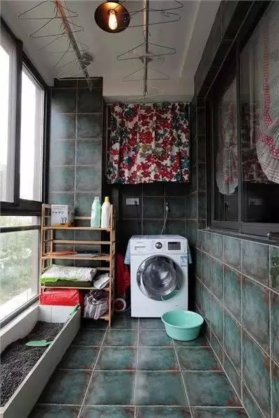 陽(yáng)臺(tái)裝修需要考慮承重、排水、墻體拆除方面的注意事項(xiàng)